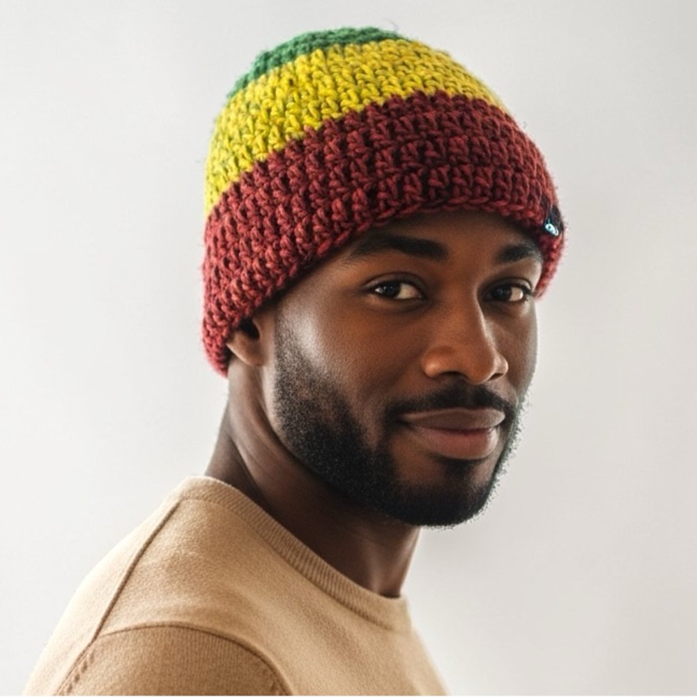 Dakine Logan Rasta Beanie Men’s OS Striped Red Yellow Green Acrylic Knit Hat